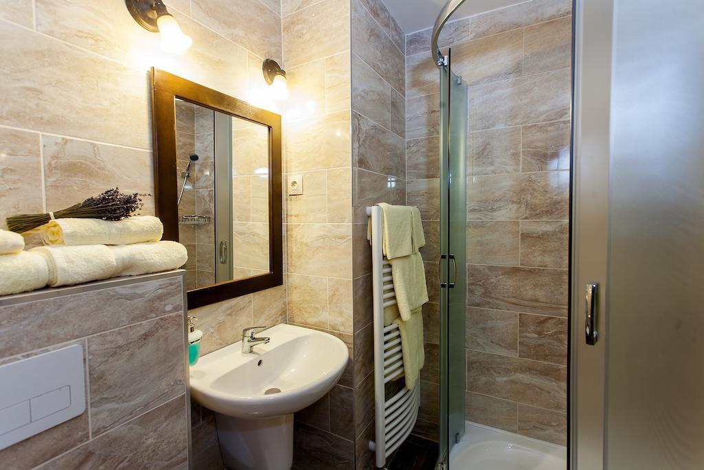 Hotel Bacchus Keszthely Exterior foto